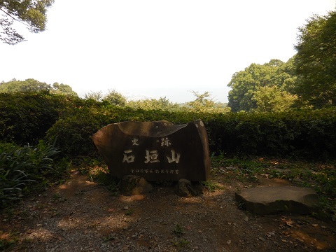 海と山と城と_e0033570_19541133.jpg