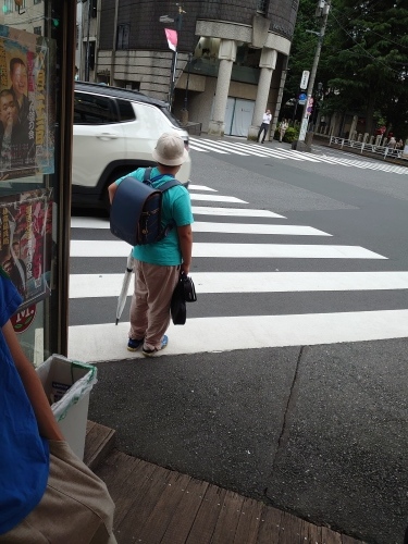 「千駄ヶ谷小学校とモンマスティー」_a0075684_09133122.jpg