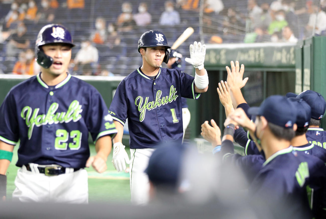 ファン歴48年 神宮の杜 ファン歴48年 神宮の杜