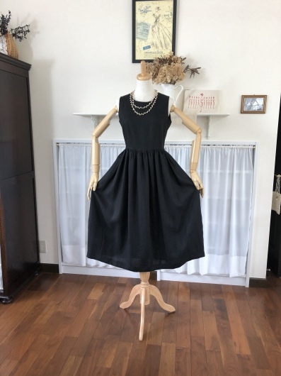 Little Black Dress ~6~_f0182167_19164897.jpeg