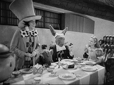 「不思議の国のアリス」　Alice in Wonderland (1933)_f0367483_08530883.jpg