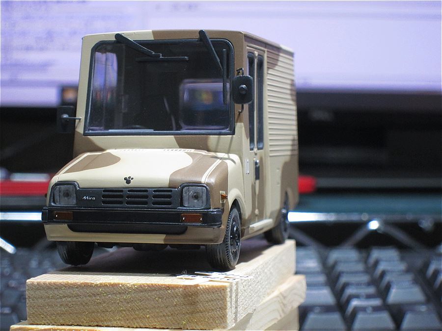 マイクロエース 1/32 オーナーズクラブ ダイハツミラウォークスルーバン L55V (5)_c0065927_00365227.jpg