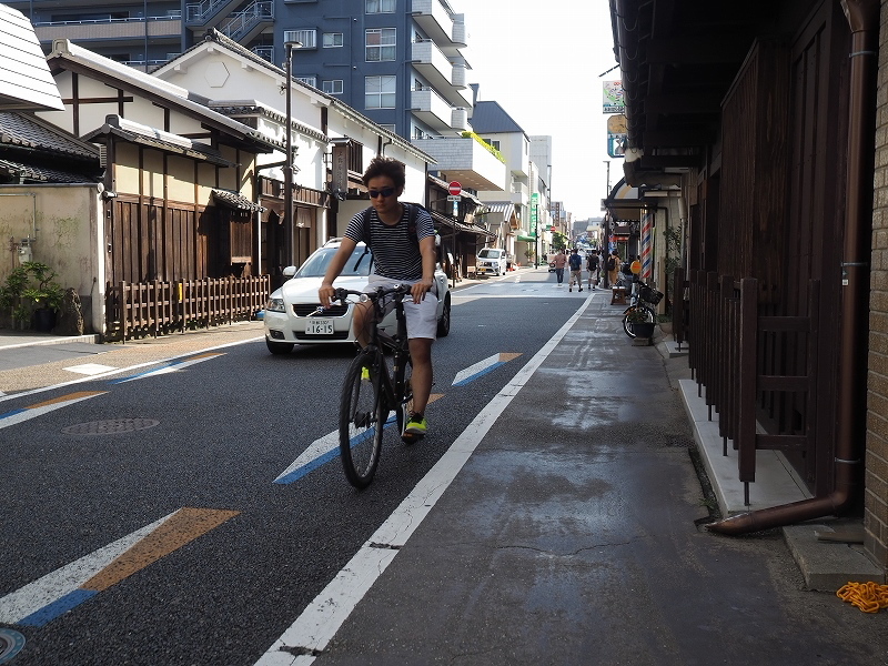 商店街_e0374932_07152301.jpg