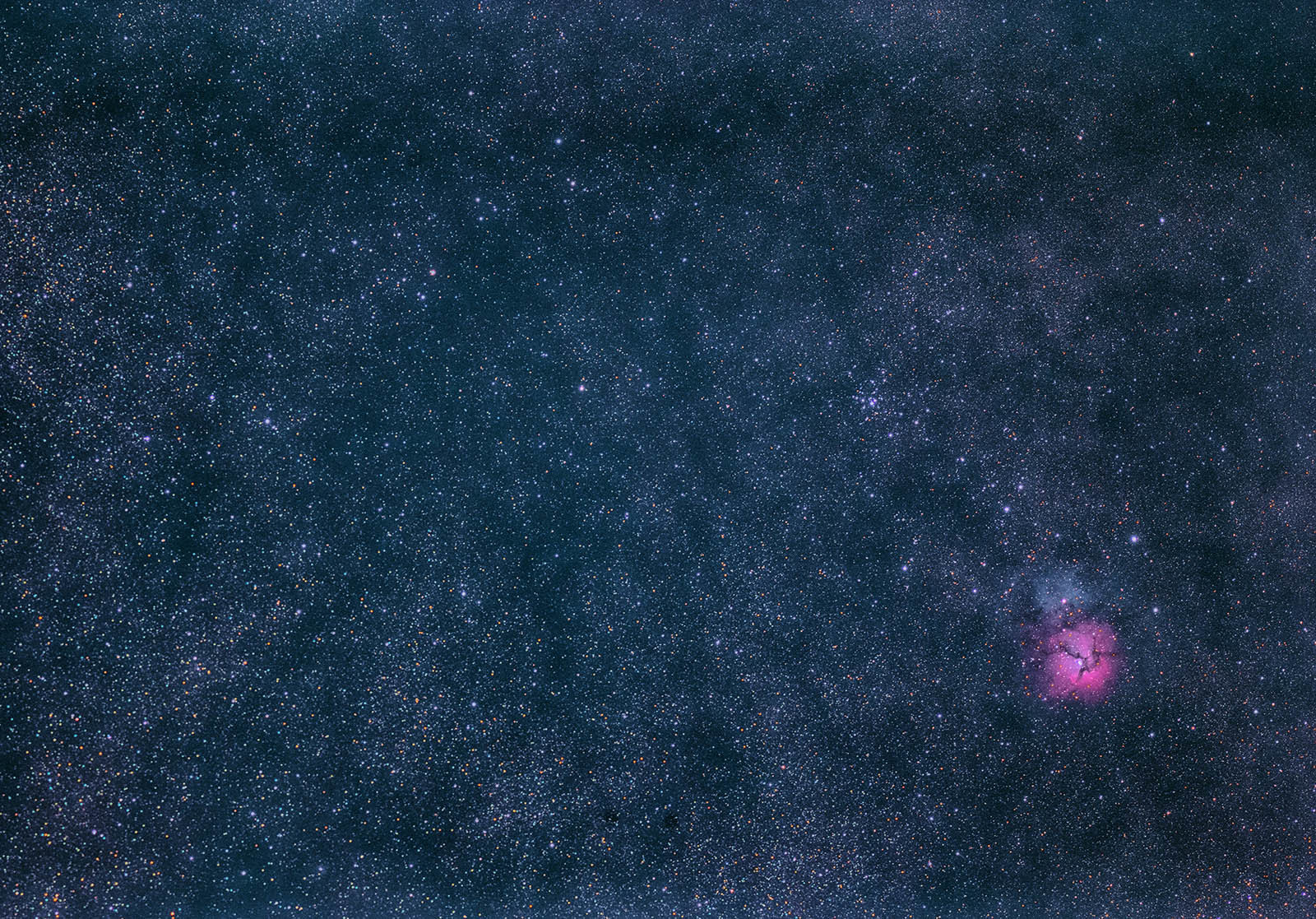 ネオワイズ彗星とM8.M20_e0174091_12222410.jpg