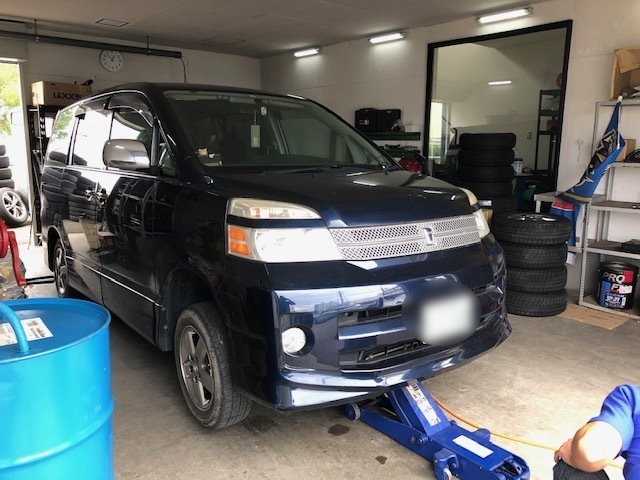 ★ベンツGL550・VOXYキラメキ・納車準備OKですッ!(^_^)v★(白石店)_c0161601_11542334.jpg