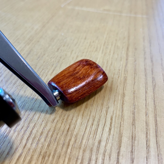 カーディナル33 花梨でウッドノブ ハンドルノブ 自作