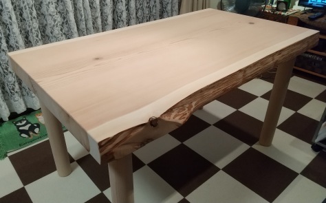県産材の天竜木材ダイニングテーブルが届きました！_d0050503_08072172.jpg