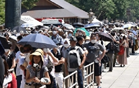 終戦の日の主役となった靖国神社 - 戦後75年の節目の日の覚え書き3点_c0315619_18434702.png