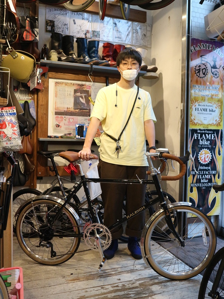 8月17日　渋谷　原宿　の自転車屋　FLAME bike前です_e0188759_19243186.jpg