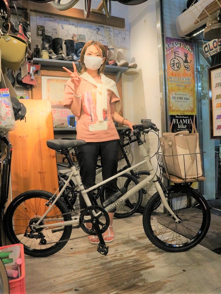 8月17日　渋谷　原宿　の自転車屋　FLAME bike前です_e0188759_19440280.jpg