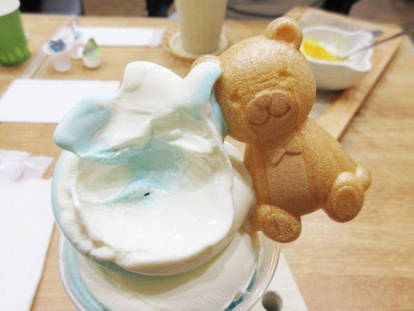 Sweets&Deco 青いクマ_c0152767_19464417.jpg
