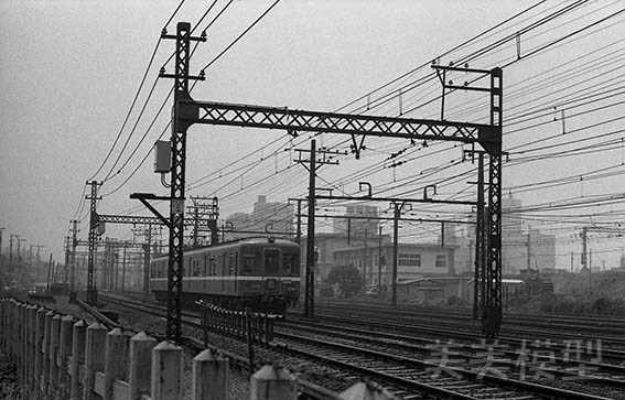 半世紀前のネガシートから 東神奈川駅周辺_d0110009_11470771.jpg