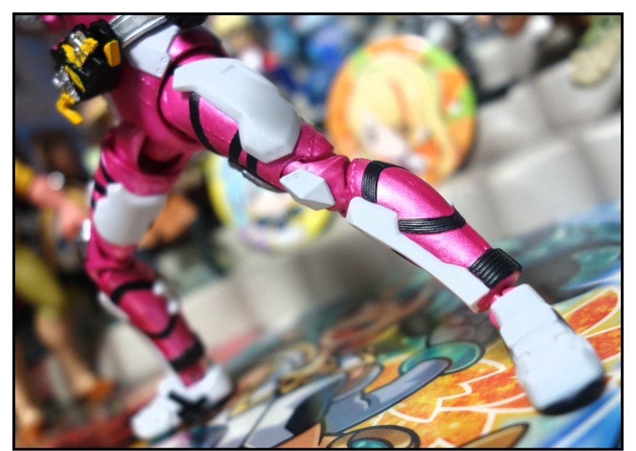 S.H.Figuarts 仮面ライダー迅 フライングファルコンで遊びまくり!!_f0205396_22442512.jpg