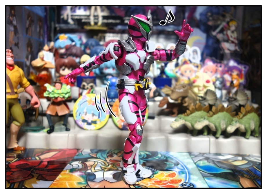 S.H.Figuarts 仮面ライダー迅 フライングファルコンで遊びまくり!!_f0205396_22444870.jpg