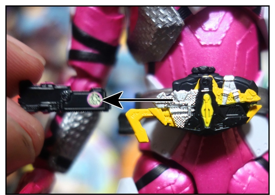 S.H.Figuarts 仮面ライダー迅 フライングファルコンで遊びまくり!!_f0205396_22445723.jpg