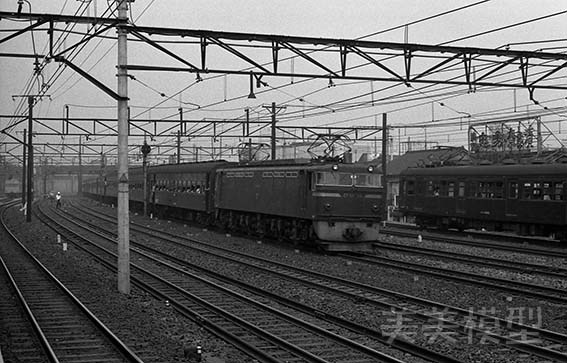 半世紀前のネガシートから 鶯谷駅ホームから_d0110009_15183922.jpg