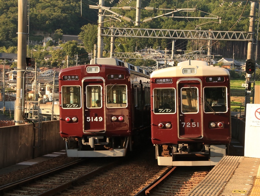能勢電鉄 山下駅にて 夕方 人生 乗り物 熱血野郎