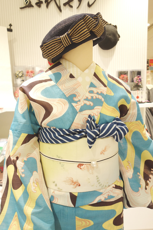 海のスケッチ*レンタルコーデ紹介_e0167832_13290992.jpg