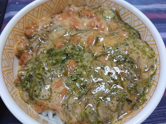 8/23 納豆玉子めかぶオクラかけごはん@自宅_b0042308_14193790.jpg