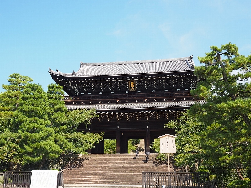 休業中_e0374932_12432242.jpg