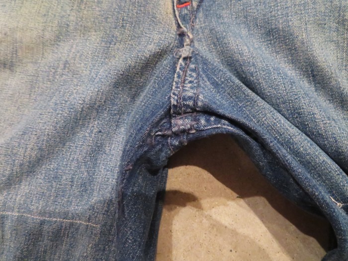 40\'s PIONEER DENIM INDUSTRI-ALLS + 明日、水曜日は店休日となります !!_e0187362_13412912.jpg