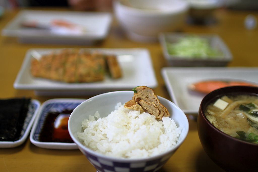 九条ネギの厚焼玉子と豆もやしのスープな朝餉_e0220163_09590708.jpg