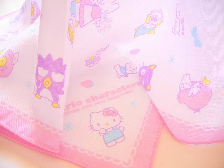 サンリオキャラクターズ の 大きなガーゼハンカチ ダリア日記帳