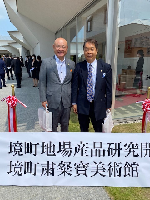 境町隈研吾さん設計施設_d0130714_21262762.jpg