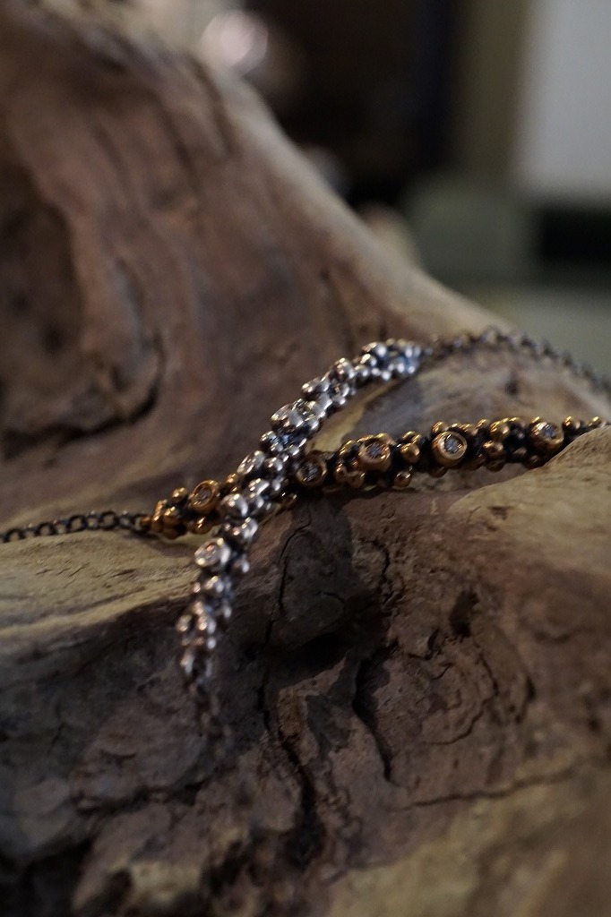 Daniela de Marchi 新作\"HONEY\"Collection_b0115615_17454971.jpg