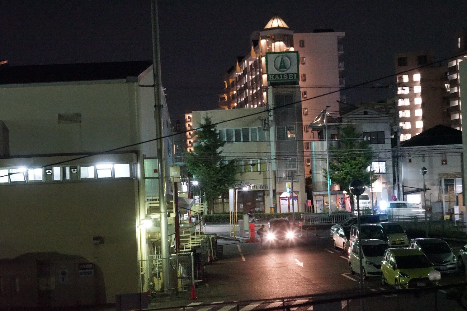 藤本写真工業 E-Lucky Anastigmat 75mm F3.5 を ベローズで_b0069128_20171041.jpg
