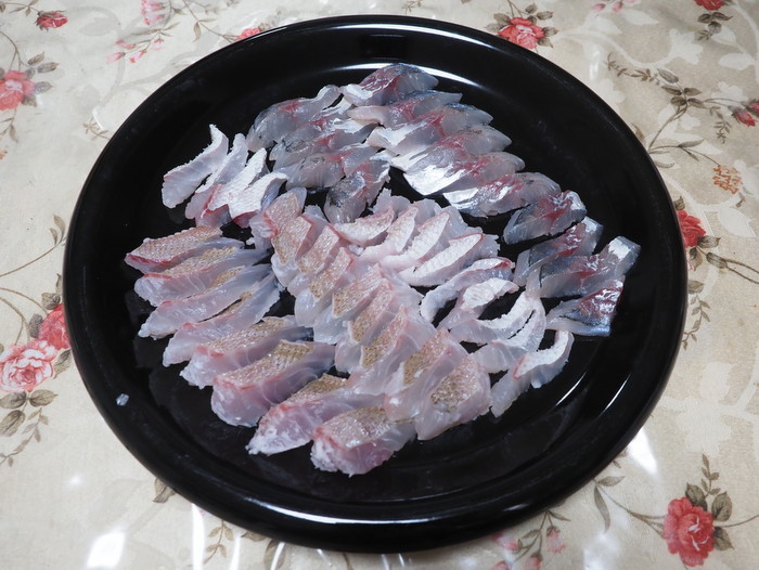 夫の釣果とその後_c0116915_00181169.jpg