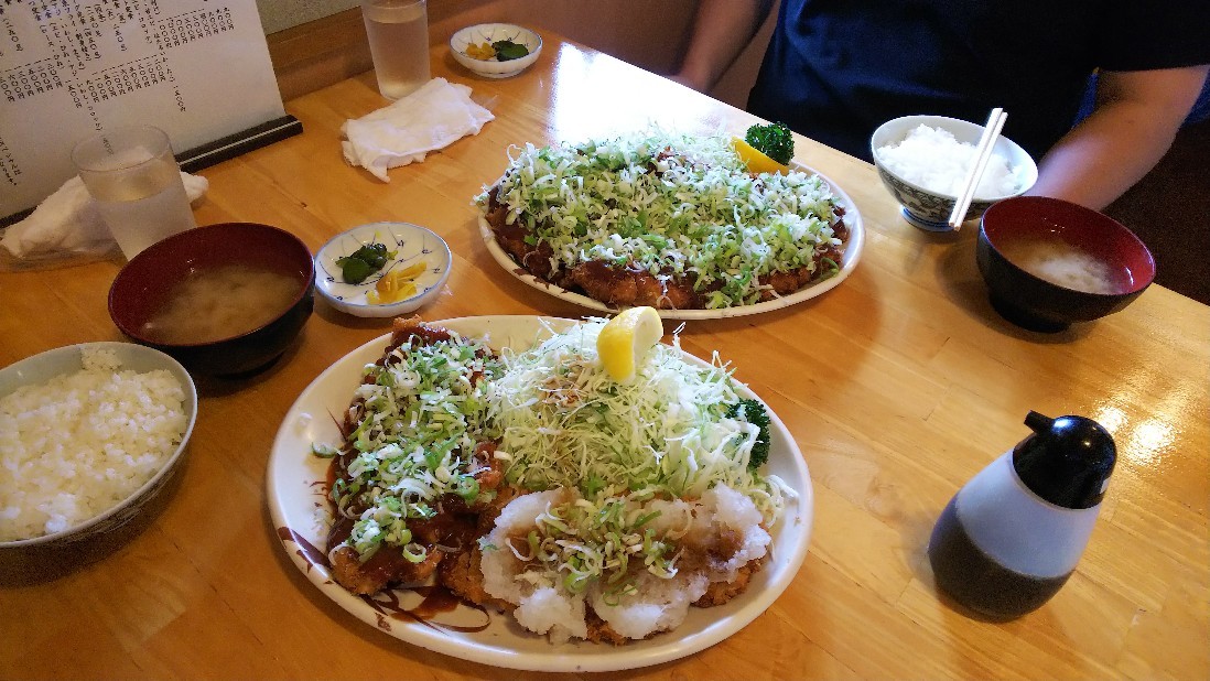 沼津市 とんかつ 弥次喜多 大諏訪店 やじきた わらじとんかつ デカ盛りや 白い羽 彡静岡県東部情報発信 Pipipi