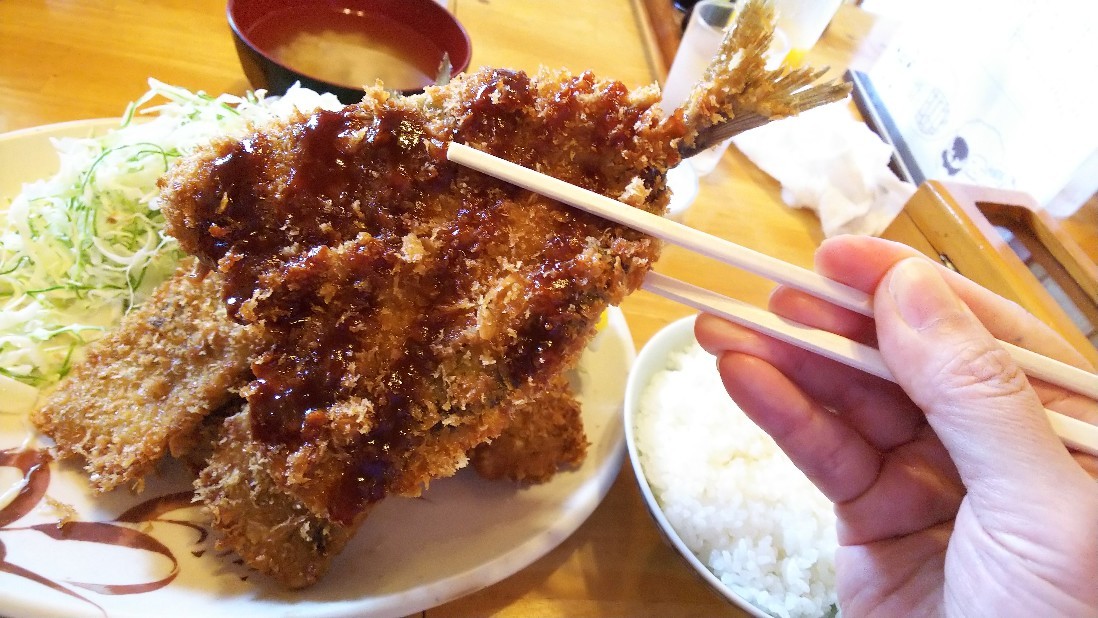 沼津市 とんかつ 弥次喜多 大諏訪店 やじきた わらじとんかつ デカ盛りや 白い羽 彡静岡県東部情報発信 Pipipi