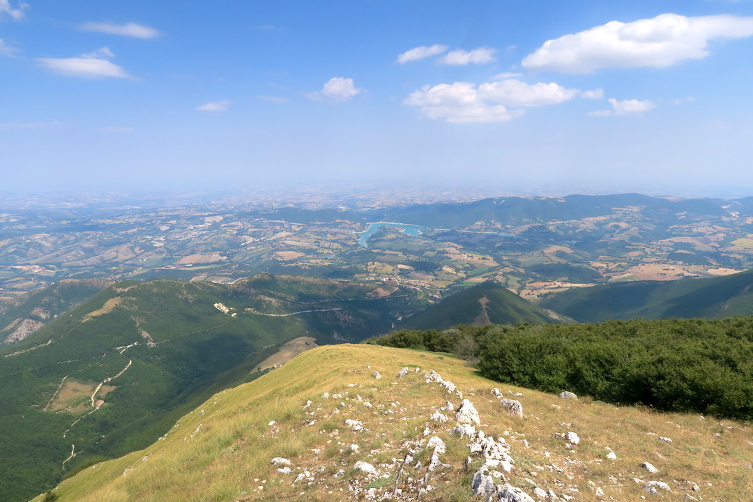 サン・ヴィチーノ山・チンゴリ湖と危ない二人_f0234936_5304410.jpg