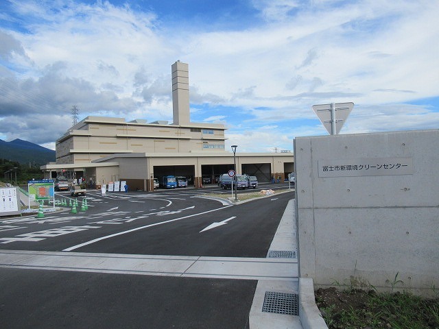 建物がほぼ完成! 7月から市内で発生するごみの焼却を開始している「新環境クリーンセンター」_f0141310_07515288.jpg