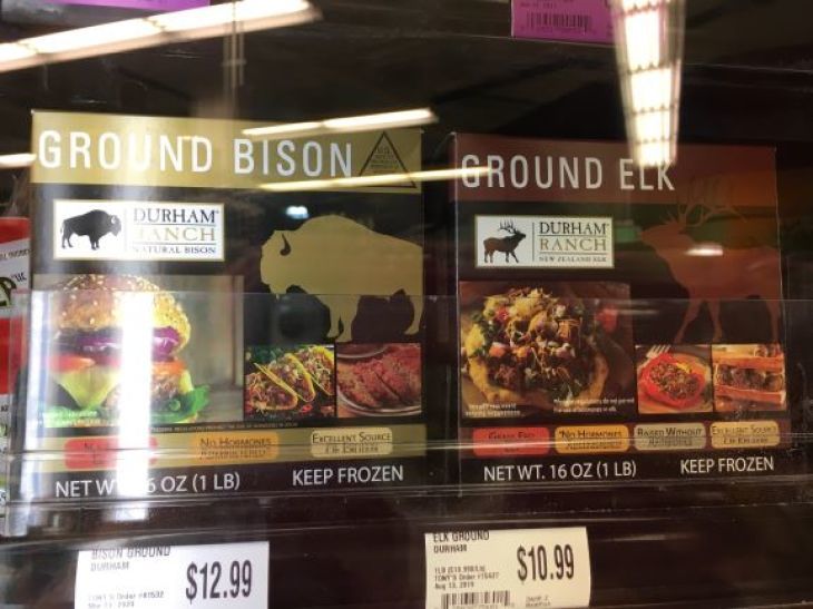 ダウンタウンの小さなスーパーマーケット Co-op Market Grocery & Deli_b0135948_15122289.jpg