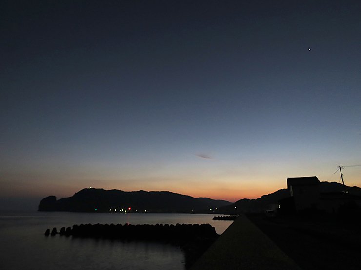 地虫鳴く_f0214649_04351682.jpg