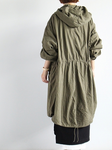 50\'s US ARMY SNOW PARKA　DEAD STOCK / WHITE → OVER DYED / OLIVE　+ POCKET , REPAIR CUFF_b0139281_182516.jpg