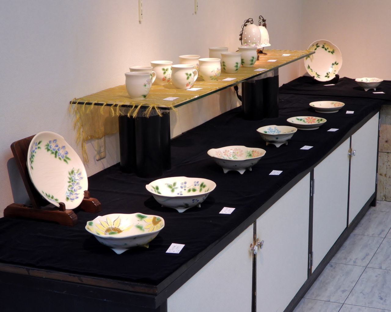 『三戸綾乃作陶展』から_c0305565_17252619.jpg