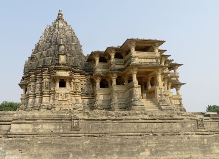 Navalakha Temple（12C）：Ghumuli（グムリ）、ポルバンダル_f0157870_16332420.jpeg