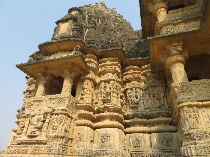 Navalakha Temple（12C）：Ghumuli（グムリ）、ポルバンダル_f0157870_16475094.jpeg