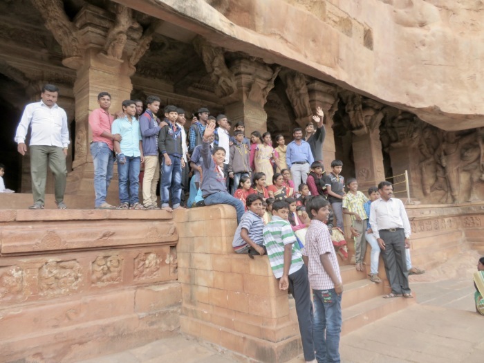 バーダーミ遺跡群（１）：Badami（１）_f0157870_16255342.jpeg