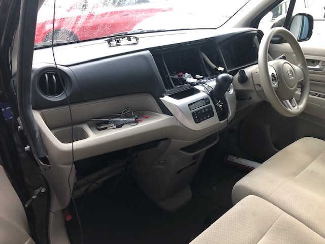 ★新在庫車・クラウンアスリートHVですッ(^_^)★(白石店)_c0161601_17271584.jpg