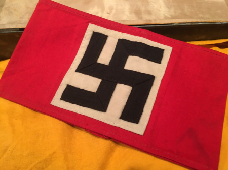 ナチスドイツ 党組織腕章。_a0154482_13213350.jpg