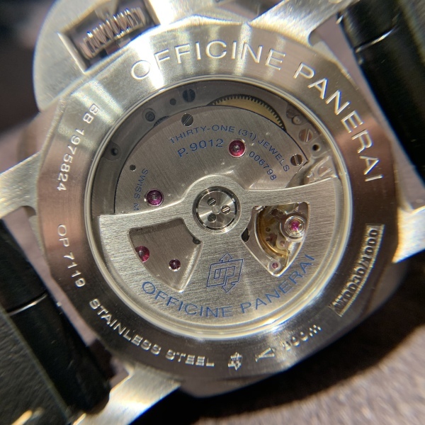 パネライ GMT パワーリザーブ_a0234212_16191633.jpeg