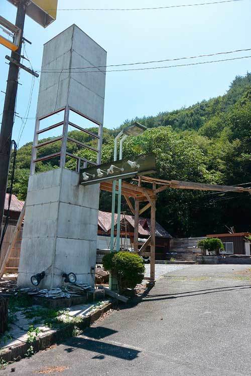 【(山梨グルメ)北杜市「麺とカレーのお店 かるみれんげ」・・・スパイスカレーがメインの家庭的エスニック料理店!!】_a0005436_21073991.jpg