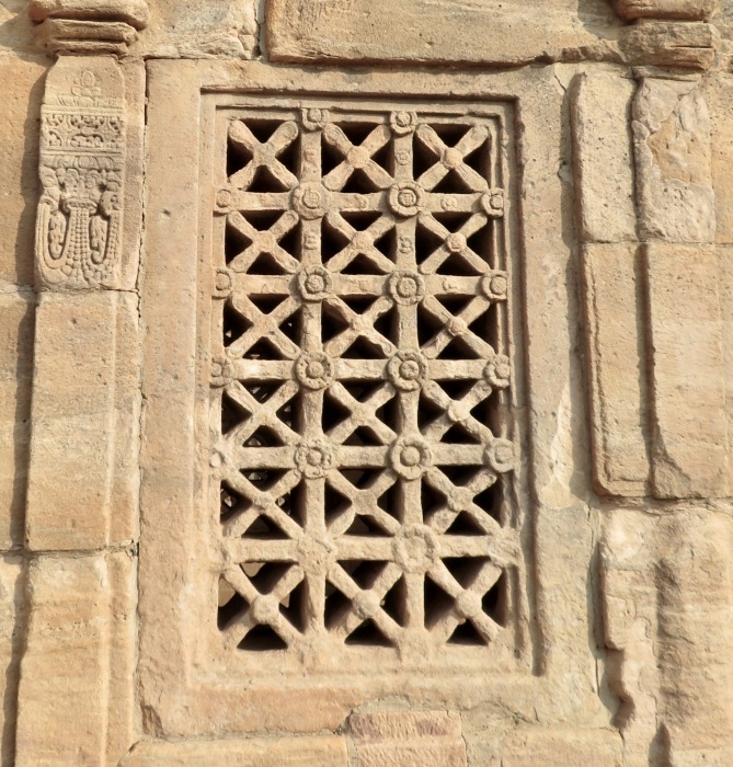 パッタダカル遺跡群（１）：Pattadakal、Badami（３）_f0157870_15231702.jpeg