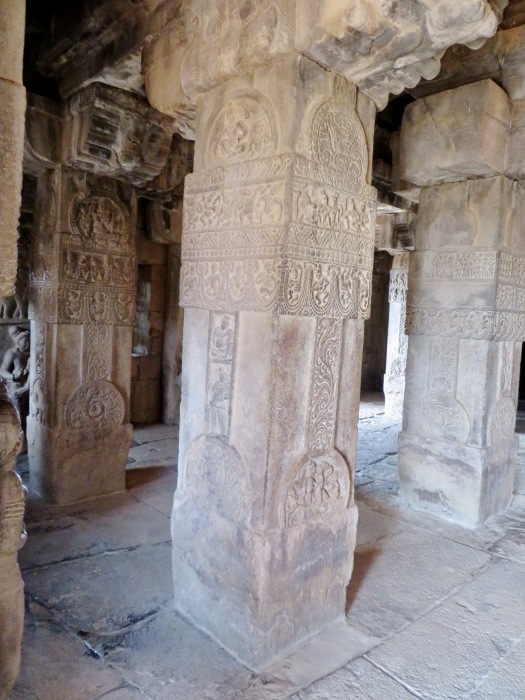 パッタダカル遺跡群（１）：Pattadakal、Badami（３）_f0157870_17513816.jpeg