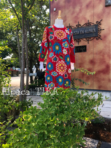 アルパカ新作 大輪のお花が咲くワンピース アルパカ専門店 t ika
