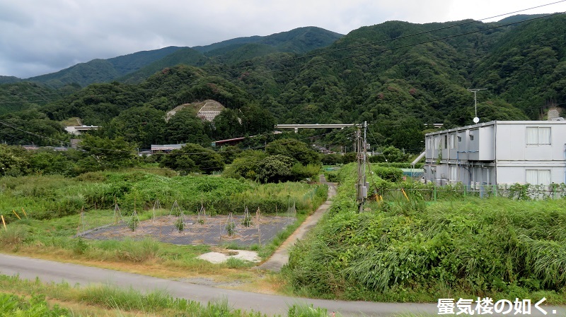 ｺﾐｯｸ「ゆるキャン△」舞台探訪013 甲斐大島駅 恵那の家へ・なでしこの家も 10巻54/55話_e0304702_06454324.jpg